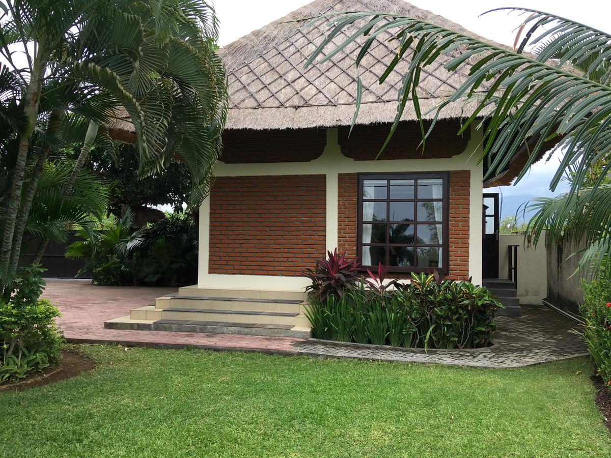 Villa Pelangi Bali Seririt  外观 照片